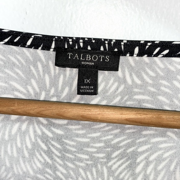 TALBOTS TOP - 1X - Picture 6 of 7